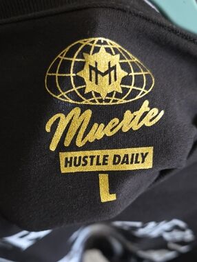 Hustle Daily Long Sleeve Shirt - Black/Gold